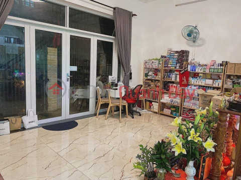 ► Spacious house on Hoang Dieu street, 66m2, 5.4m wide, 3 floors, clean, 3.xx billion _0