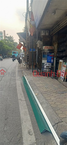 House for sale on Van Phuc Street, Ba Dinh Street. 86m Approximately 28 Billion. Commitment to Real Photos Accurate Description. Owner Thien Chi Can Sales Listings