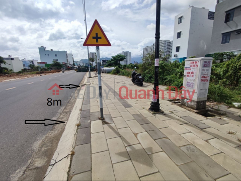 Land for sale in front of Thich Quang Duc street (No. 4),width 8m, length 16m, Le Hong Phong urban area I _0
