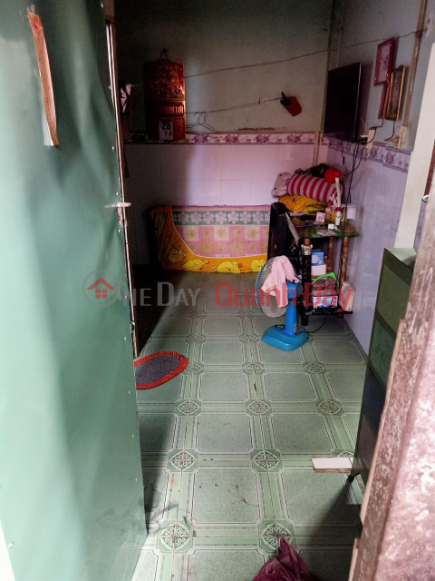 HOUSE FOR SALE - GOOD PRICE - Owner Needs Urgent Sale Of Land Lot In Binh Chanh _0