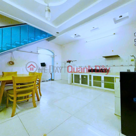 HOUSE ON VO THANH TRANG STREET, 4.5x10m, 2 ROOMS, ONLY 14 MILLION _0