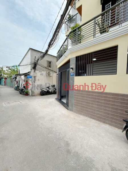 Corner house with two street frontages, car accessible alley on Nguyen Thi Thap street, 6 rooms, over 9 billion VND, right next to Lotte Mart. Vietnam Sales đ 9.6 Billion