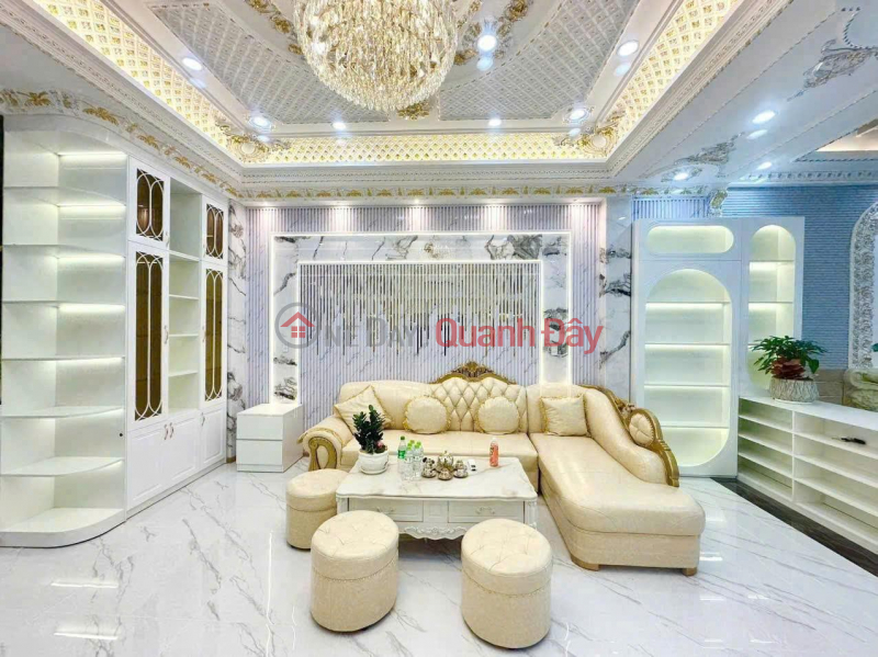 Property Search Vietnam | OneDay | Residential Sales Listings Neo-classical house, located in a car-accessible alley off Dao Tong Nguyen street, 5x19m, priced at just over 8 billion VND.