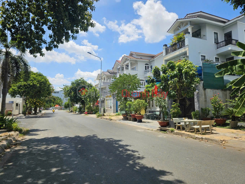 Owner Sells Frontage 20, Phuoc Long B Ward, District 9. Area: (8 x 20m),Only 19.5 billion, Tell: 0911.160.692 Sales Listings