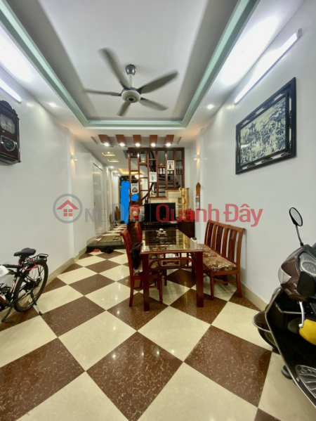 House for sale next to Le Thanh Nghi, bustling, central area, DT46m2, price 3.7 billion. Sales Listings