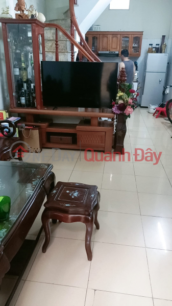 Close to Linh Nam street, Hoang Mai street, 35m2, 5 floors, light in front and back Sales Listings