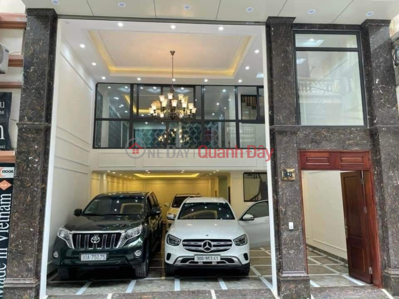 Cau Giay Office Building, sidewalk for cars to avoid parking, elevator, basement for office and spa business, 80m2 - 32 billion, Vietnam Sales, đ 32 Billion