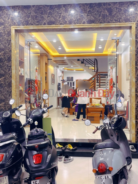 Quan Nam townhouse for sale, area 84m 4 independent floors PRICE 5.7 billion cars in the house | Vietnam | Sales, ₫ 5.7 Billion