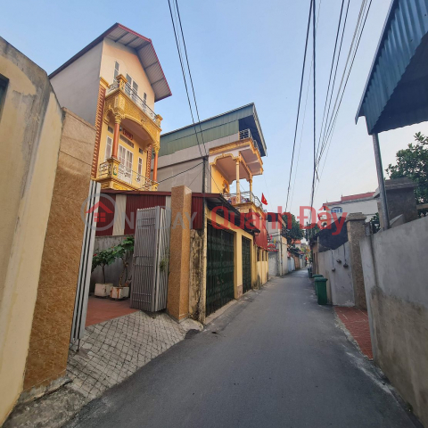 Bán đất Kiêu Kỵ – Gia Lâm – HN 65m2, ô tô 7 chỗ thông chỉ hơn 5 tỷ. 0989894845 _0