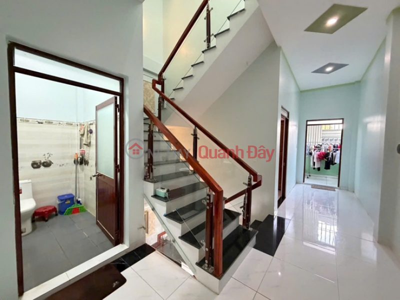 đ 2,99 tỷ, CHÍNH CHỦ Cần Bán Nhanh Căn Nhà Lầu Đổ Thật Phun Ban Công Sổ Riêng Thổ Cư Tại Biên Hòa, TP Đồng Nai
