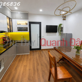 Prime commercial property on Yen Hoa street, Cau Giay district, 65m², 7 floors, elevator, 32 billion VND (negotiable). _0
