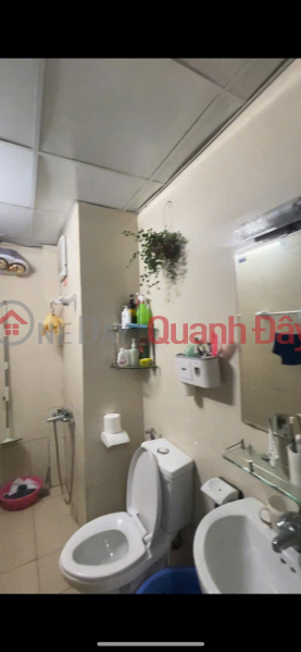 đ 4.25 Billion I am the owner and I need to sell my beloved 2-bedroom apartment in CT6 Hong Ha building, Green Urban Area.