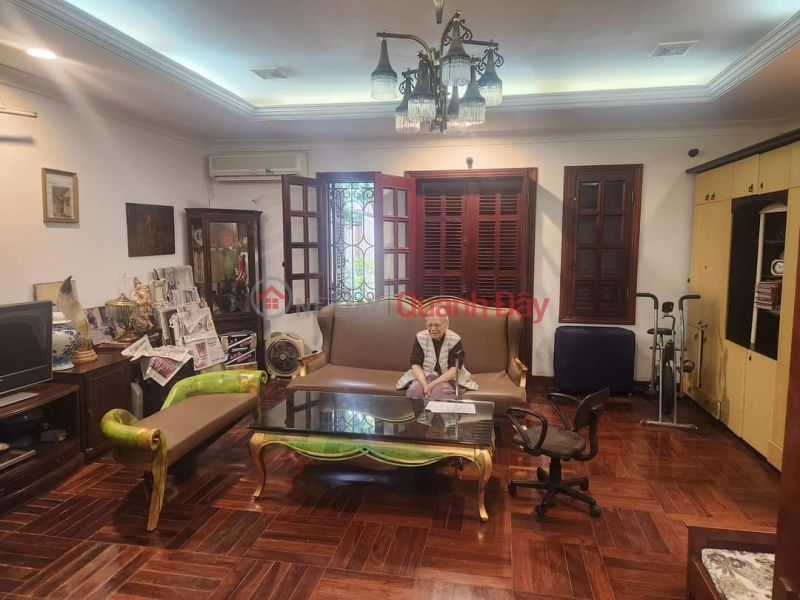Property Search Vietnam | OneDay | Nhà ở Niêm yết bán Bán biệt thự Dịch Vọng 145m2, sổ đỏ chính chủ đang cất két, giá thương lượng có ra lộc.