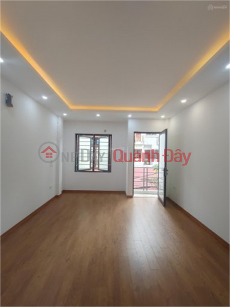 Property Search Vietnam | OneDay | Residential | Sales Listings 100% real, Truong Dinh townhouse divided into lots, painted door, 3 steps for cars to avoid stopping and parking