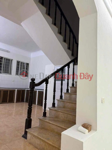 House for rent as business office, teaching center, Hoang Ngan Street, 3 floors, 90m2, 5m frontage, 19 million, Vietnam | Rental, đ 17.5 Million/ month