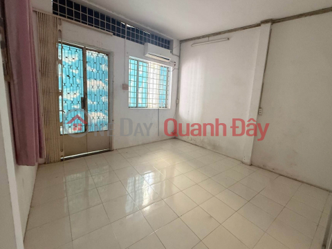 D2409* OWNER IN DEBT FORECLOSURE SELLING HOUSE IN AN NHON AT A LOSS! _0
