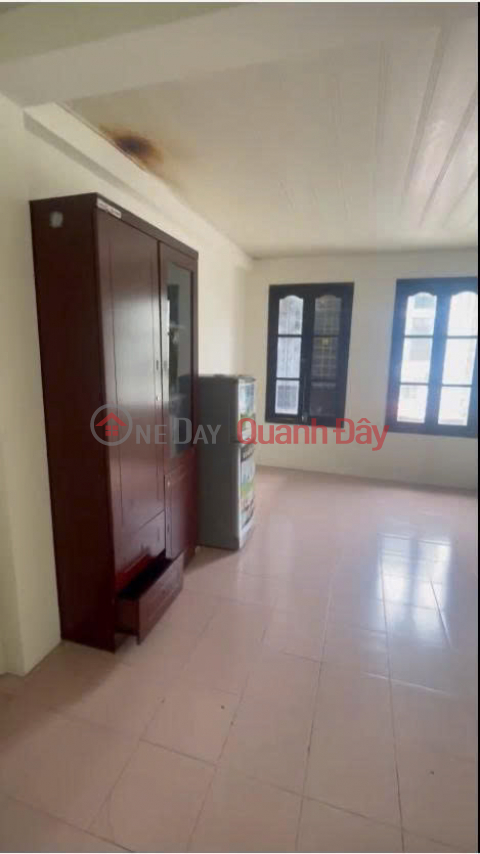 nhà nguyên căn Lạc Trung, 10.5tr/tháng. 3 tầng, 60m²/tầng, 5 ngủ, 3 VS. _0