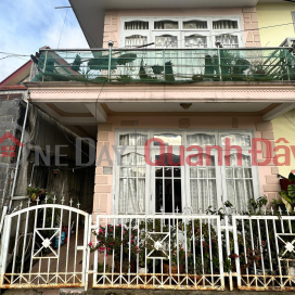 OWNER NEEDS TO SELL LOT OF LAND WITH LEVEL 4 HOUSE BEAUTIFUL LOCATION IN Da Lat City, Lam Dong _0