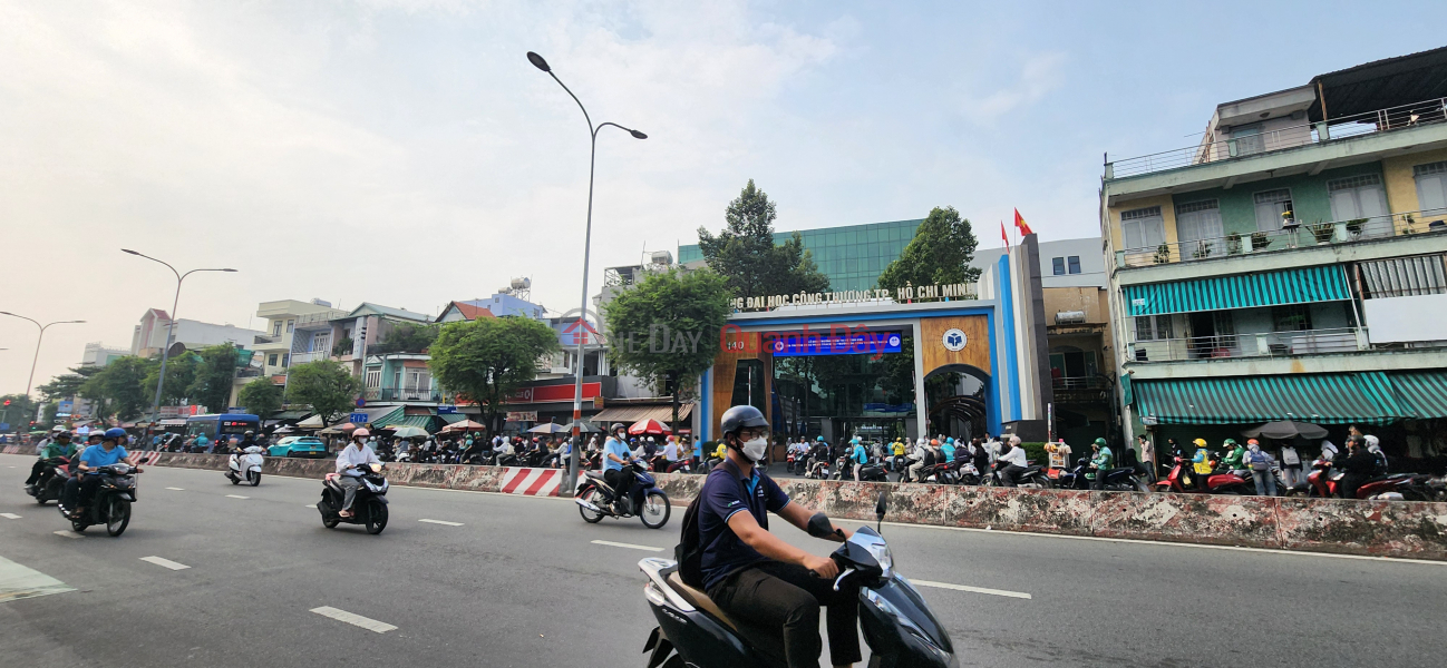 Property Search Vietnam | OneDay | Nhà ở, Niêm yết cho thuê, Cho thuê Tòa nhà Mặt Tiền Dương Đức Hiền 160m², 5TẦNG-GẦN AEON - ĐH CÔNG THƯƠNG