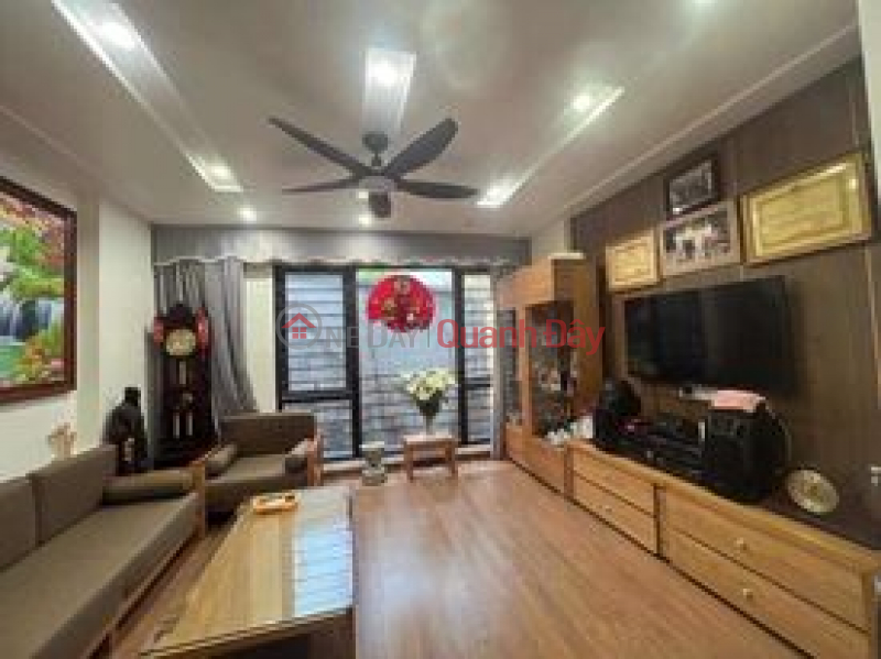 MẶT PHỐ VIP, KD, 2 THOÁNG, VỈA HÈ - VIEW HỒ TRÚC BẠCH, TRẤN VŨ 32/40M
6T, MT: 4M | Việt Nam Bán, đ 40 tỷ