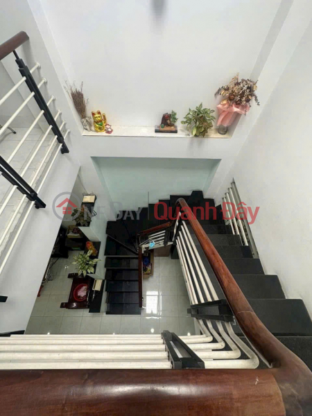 , Please Select, Residential Sales Listings đ 4.5 Billion