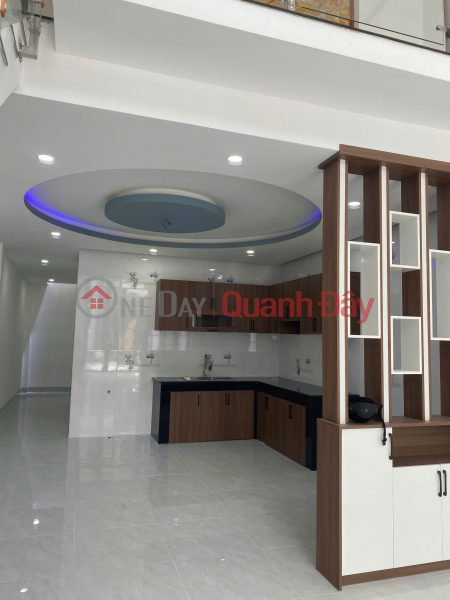 Làm ơn chọn Nhà ở | Niêm yết bán đ 2,15 tỷ