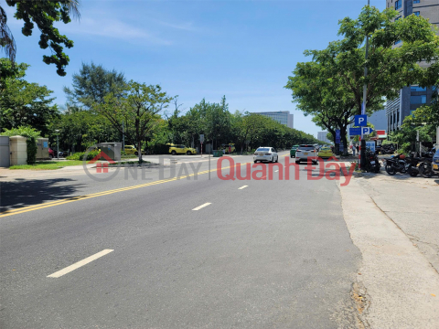 Beautiful land plot 6.1m wide, 40m from Vo Nguyen Giap, right at the exit to the beach, car-passable road, good price _0