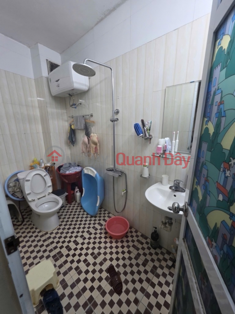 QUAN HOA CẦU GIẤY 28M x MT 4,1M GIÁ 6,8 TỶ NGÕ RỘNG 3M,THÔNG CÁC HƯỚNG _0
