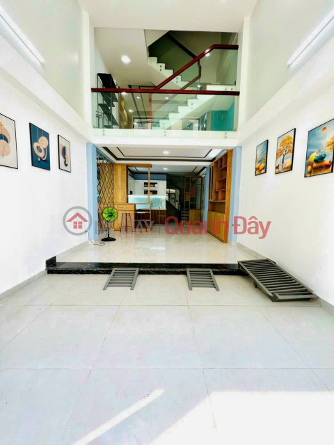 QUICK SALE BEAUTIFUL HOUSE WITH GOOD PRICE LO Xuan Oai Street, DISTRICT 9- Yes Mezzanine floor, 7-seat car park indoors _0