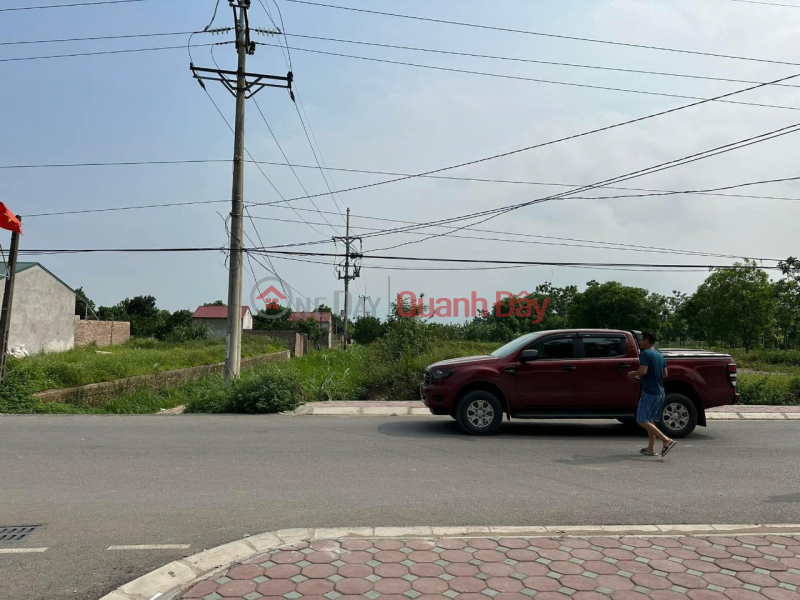 The owner sent to sell a lot of 80.7m2, only 2.x billion, land for auction on inter-commune business road in Dong Luan, Thuong commune. Vietnam Sales | đ 2.68 Billion