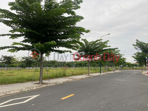 Land for sale by owner in Hoa Loi, Ben Cat, Binh Duong - Wide asphalt road, legal documents! _0