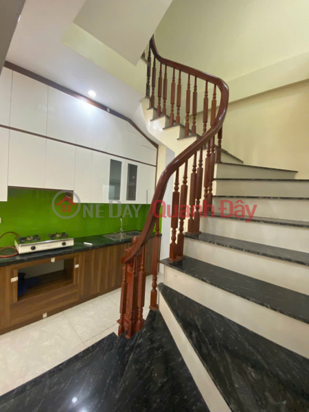 House for rent in Khuyen Luong, Hoang Mai, 5 floors, 35m2, 4 bedrooms, available immediately, Vietnam Rental | đ 12.5 Million/ month