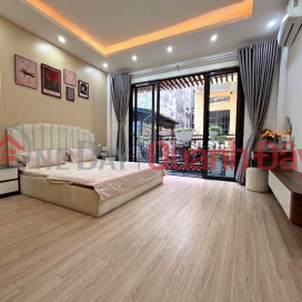 bán nhà ngọc khánh 30m x4 tầng 9,15 tỷ ngõ 3 gác,cách phố 60m,full nội thất _0