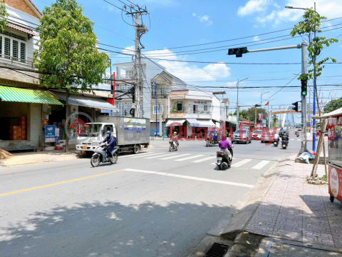 2-storey house for sale, frontage right at Hiep Hoa bridge intersection, price only 6.9 billion _0