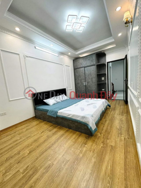 đ 5 Billion, PRIVATE HOUSE FOR SALE ON DAM QUANG TRUNG STREET - LONG BIEN, 32 SQM, 5 FLOORS, 3.5 M FRONTAGE, OVER 5 BILLION.