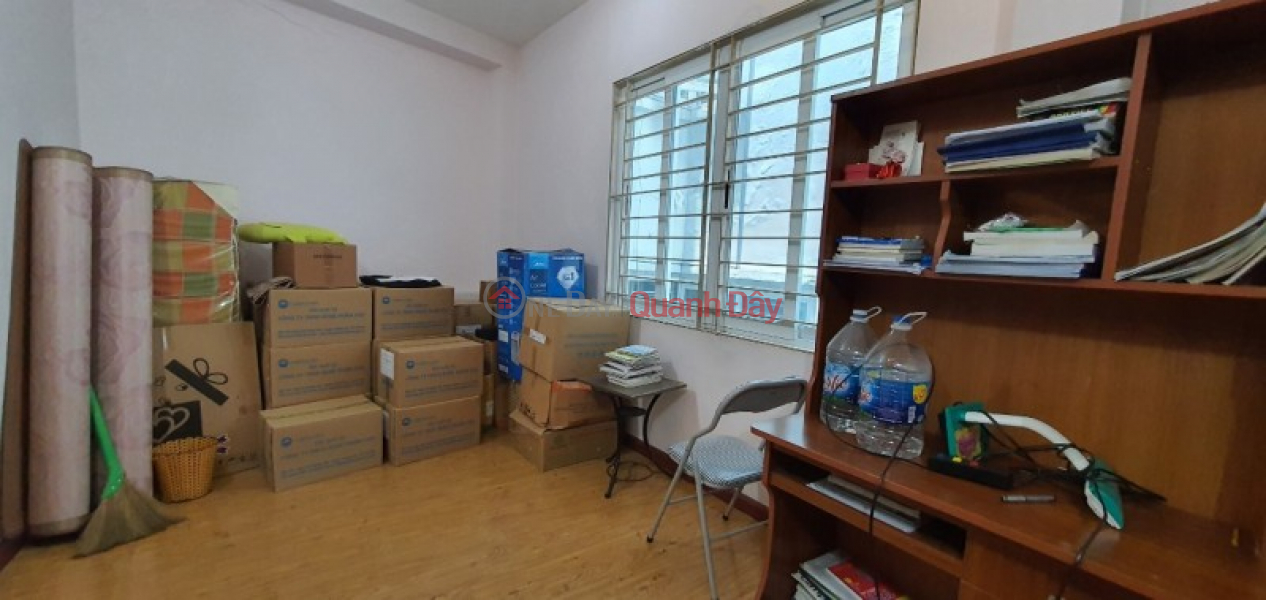 Bán nhà riêng Nguyễn Trãi Thanh Xuân 46m 4 tầng MT 6m ngay Royal City ở ngay chỉ 3.75 tỷ lh 0817606560 Niêm yết bán