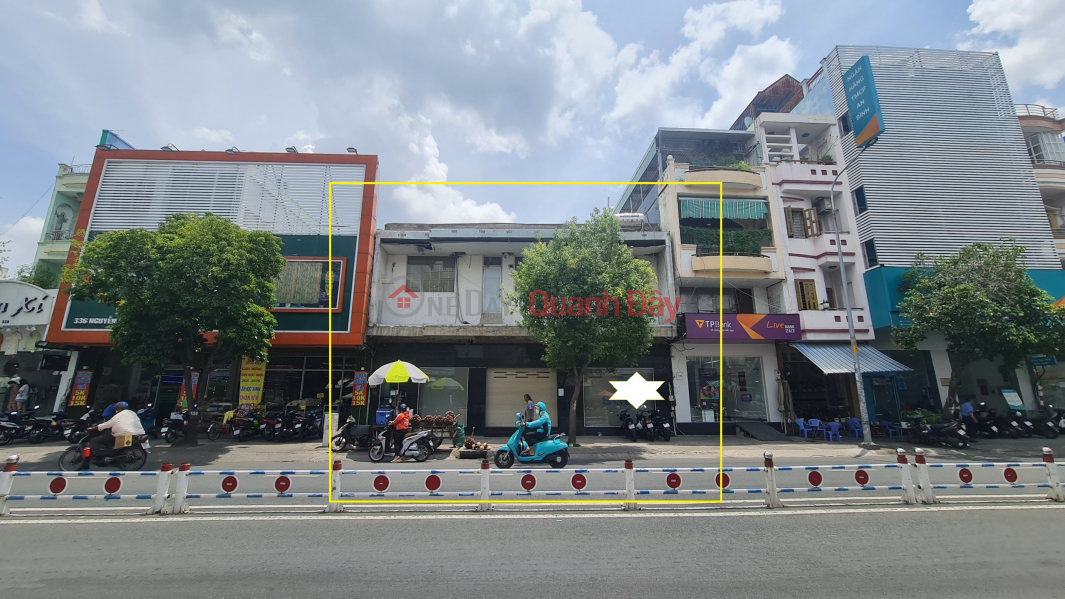 RARE - House for rent on Nguyen Son Street, 240m2, 1 Floor - 12M WIDTH Rental Listings