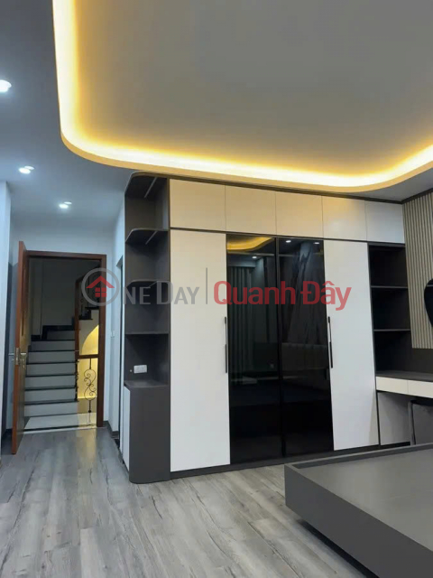 NEW HOUSE WITH CAR ACCESS Ngoc Thuy Street 47m2 6 floors 4.6m frontage, 14.5 billion Long Bien. _0