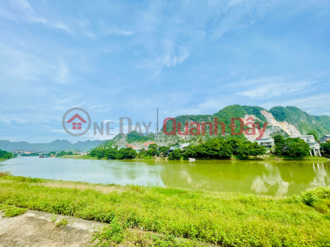 Town center land - Main road - River view _0