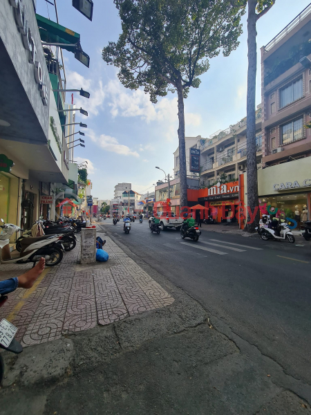 Property Search Vietnam | OneDay | Residential Sales Listings DISTRICT 3 - TRAN QUANG DIEU - 5 FLOORS - INCOME CASH FLOW OF 50 MILLION\\/MONTH - SMALL PRICE OF 17 BILLION