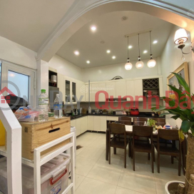 House for sale in Kim Giang - Area 55m2 x 5 floors, beautiful house, ready to move in, car alley, price 7.85 billion, registered address _0