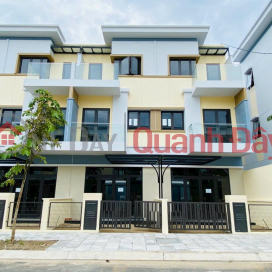 Ready-built townhouse in Thuan An, Binh Duong, 1 ground floor, 2 floors, area 70m2, 3 bedrooms, 3 bathrooms, only 2.4 billion _0