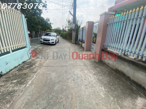 Selling a prime plot of land in Binh Tam commune, Tan An district, Long An province, area 325m2, ideal for investment. _0