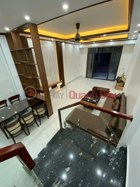 Warning: Anyone who sees this house will want to move in immediately! Sales Listings