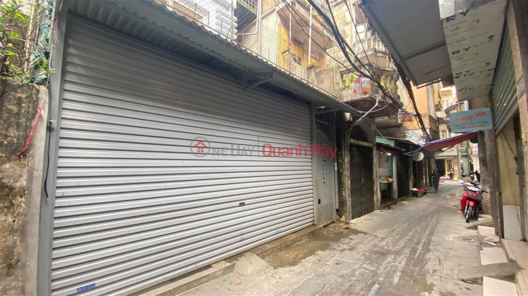 đ 11.2 Billion, Hao Nam Townhouse for Sale, Dong Da District. 107m Frontage 6m Approximately 11 Billion. Commitment to Real Photos Accurate Description. Owner Thien