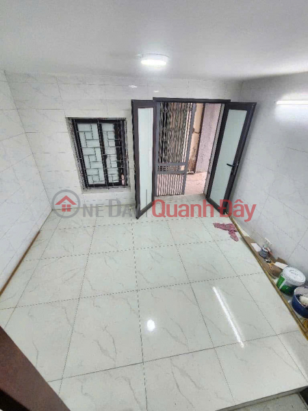 Property Search Vietnam | OneDay | Residential Sales Listings | House for sale in Linh Nam, 19m2, 3 floors, 2 bedrooms, price 1.68 billion, shared title