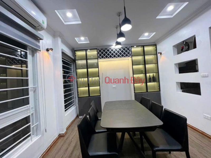 BLOOMING - SHINY NEW BEAUTIFUL - Fully Furnished - Close to Car - SUPER RANGE FOR COST OF CUSTOMERS Vietnam, Sales | đ 3.95 Billion