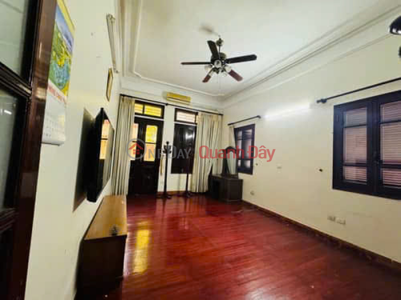 HOUSE FOR SALE IN DOI CAN, 2 FRONTAGES, 93M ALLEY, 4 FLOORS, CAR ACCESS, PRICE 26.5 BILLION VND 0336212066 Sales Listings