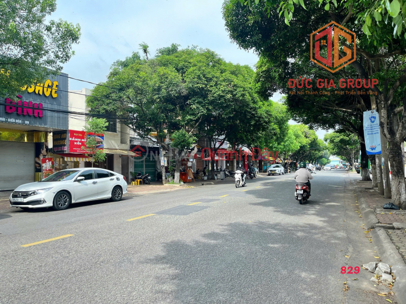 HOT! Bán nhà 1T2L, 245m2 đường Phan Trung gần VinCom giá 27 tỷ Niêm yết bán