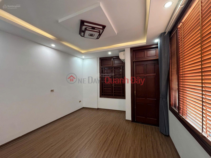 đ 10 Billion | House for sale 46m x 4T Duc Giang, car avoid, corner lot, full furniture. 10 billion negotiable. Contact 0936 123469